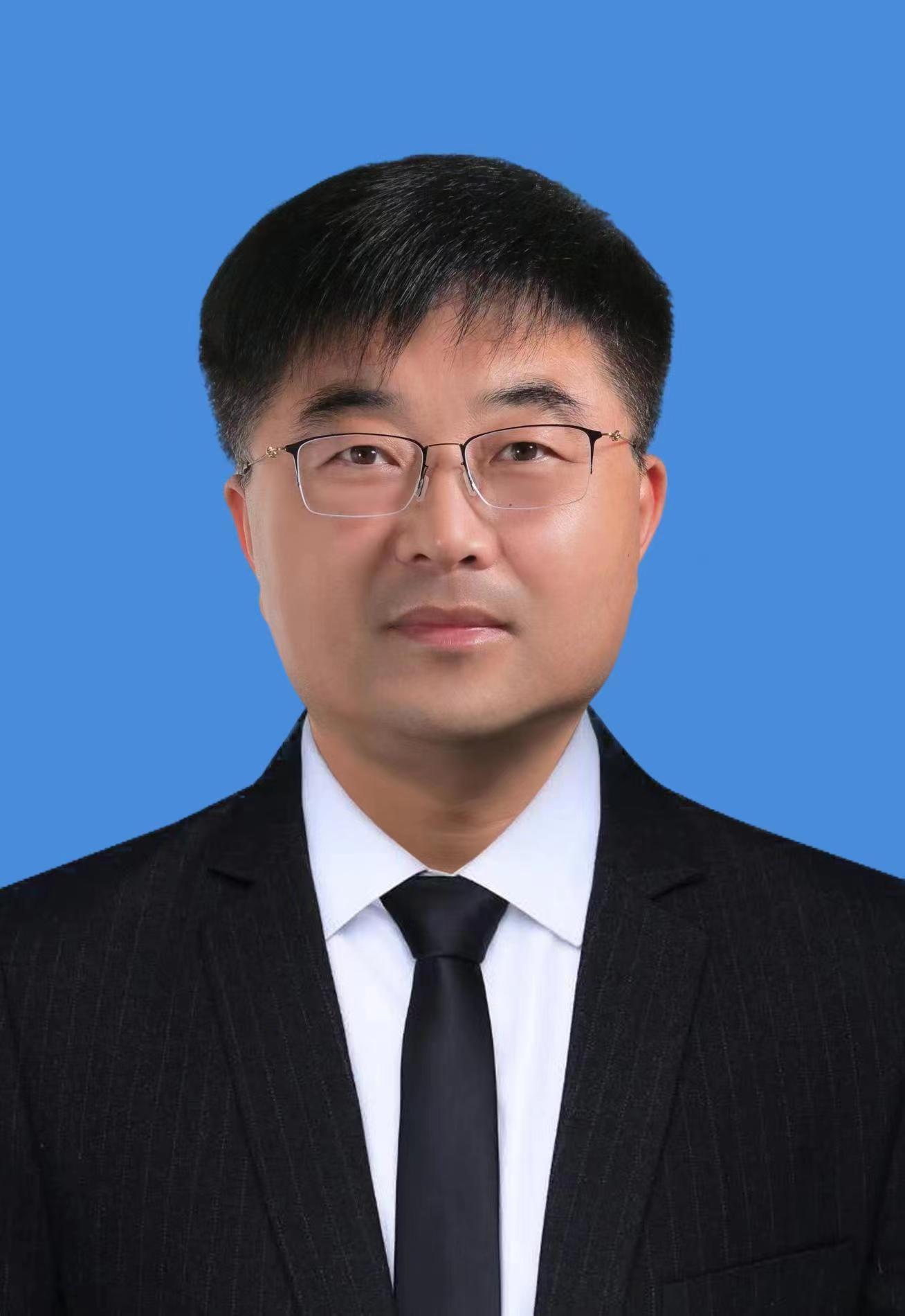 李嘉