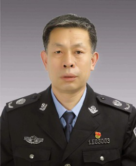 辛鸿锋
