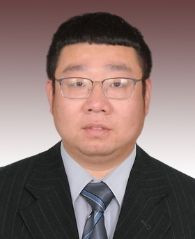 周佳男